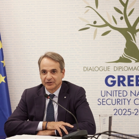 Στο Manama Dialogue ο Μητσοτάκης - Συζήτηση με τον επικεφαλής του International Institute for Strategic Studies