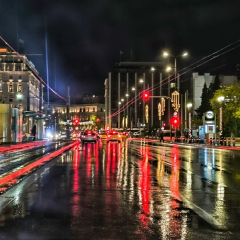 δρομος, βροχη, αυτοκινητα, φαναρια