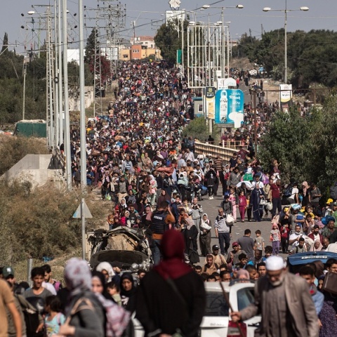 Σκηνές χάους στη Γάζα - Περικυκλωμένα 4 νοσοκομεία, σύμφωνα με τη Χαμάς	   