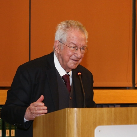 Γιάννης Μαρίνος: Σε ηλικία 96 ετών αποχαιρετά τους αναγνώστες του έπειτα από 61 χρόνια αρθρογραφίας