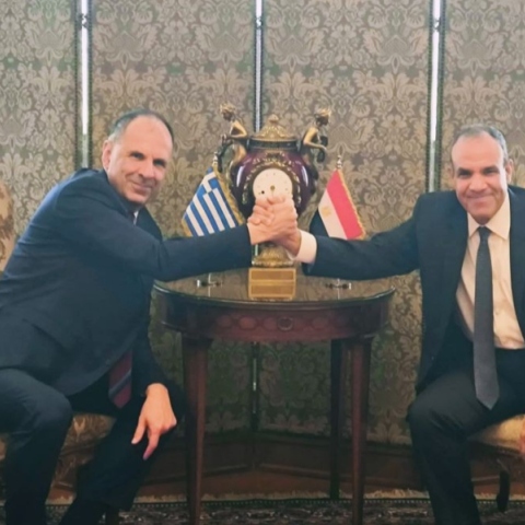 Γεραπετρίτης από Κάιρο