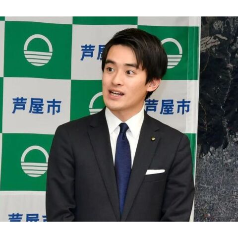 Ιαπωνία: Εξελέγη στα 27 του ο νεότερος δήμαρχος στην ιστορία της χώρας 