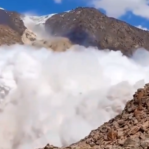 Χιλή: Εντυπωσιακή κατάρρευση παγετώνα στην Παταγονία (βίντεο)