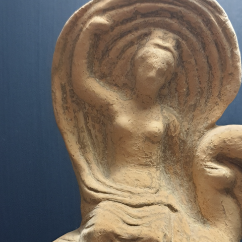 Σφραγιδόλιθος από χαλκηδόνιο λίθο © ΥΠΠΟΑ