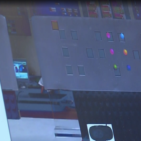 Μαθητές στη Θεσσαλονίκη έφτιαξαν ρομπότ που παρέχει βοήθεια σε άτομα με προβλήματα όρασης