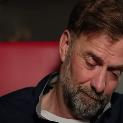 Ο Γιούργκεν Κλοπ δακρυσμένος διάβασε τα γράμματα φίλων της Λίβερπουλ 