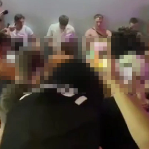 Δήμαρχος Ζακύνθου για τον «διαγωνισμό» στοματικού έρωτα: Δεν ανεχόμαστε τέτοιες εικόνες και τέτοια δυσφήμηση