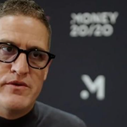 Στη ΜΕΘ ο δισεκατομμυριούχος Τομ Γκρίνγουντ μετά από τροχαίο στη Μύκονο