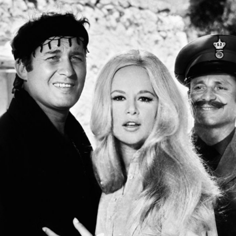 «Αν τα βρήκαν οι Βροντάκηδες με τους Φουρτουνάκηδες...» - Το βίντεο της Φίνος Φιλμ για την Παγκόσμια Ημέρα Συμφιλίωσης