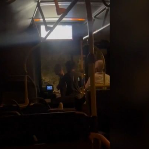 Βάρη: Επιβάτης ξυλοκόπησε τον οδηγό αστικού λεωφορείου - «Θα σε ισοπεδώσω»