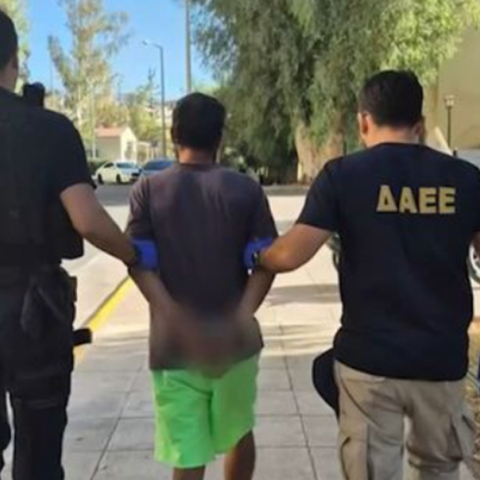 Αιγάλεω: Μέλος του ISIS δήλωνε ο 32χρονος που επιτέθηκε σε ανήλικες και προκάλεσε εμπρησμό στον Υμηττό