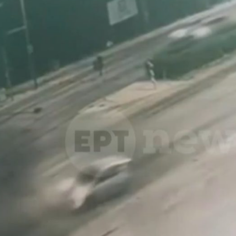 Νέο βίντεο ντοκουμέντο από τη φονική καραμπόλα στη λεωφόρο Βουλιαγμένης - Τι εξετάζουν οι Αρχές