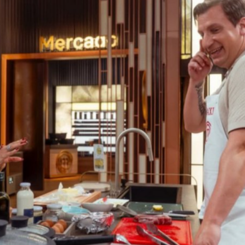  Συνάντηση με...μπηχτές και σπόντες στο Master Chef της Αργεντινής - «Να συστηθώ; Είμαι η πρώην γυναίκα σου» 