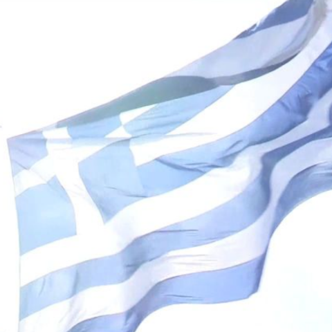 28η Οκτωβρίου - Χίος: Υψώθηκε και φέτος η τεράστια ελληνική σημαία στο λιμάνι του νησιού