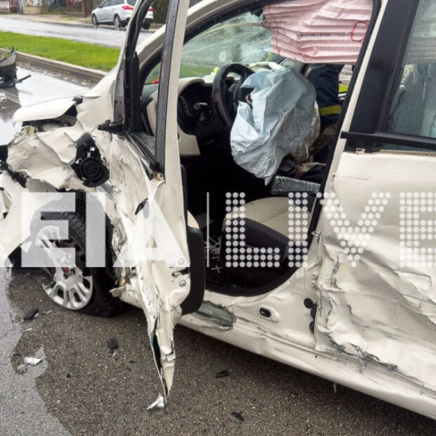 Καραμπόλα τριών οχημάτων στην Πατρών–Πύργου: Επτά τραυματίες, ανάμεσά τους και δύο παιδιά