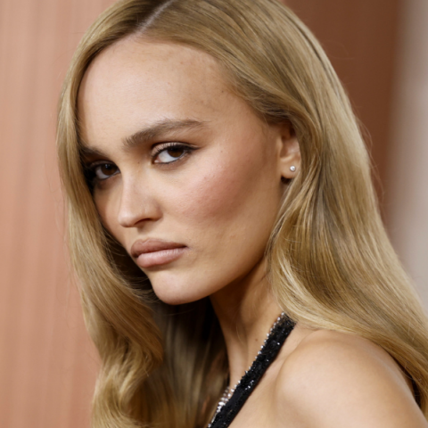 To Monster's Muse είναι η πιο ρομαντικά σκοτεινή τάση στο μακιγιάζ - Πώς να το πετύχεις