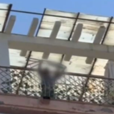 Θεσσαλονίκη: Τι υποστήριξε η μητέρα του 5χρονου που πετούσε αντικείμενα απ’ το μπαλκόνι