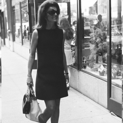 Η Gucci Jackie πήρε το όνομά της από την Τζάκι Κένεντι. Ήταν όμως όντως η αγαπημένη της τσάντα ;