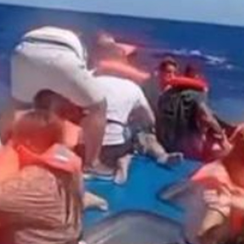 Ναυάγιο στην Κερύνεια: «Μου γλίστρησε μέσα από τα χέρια» – Mαρτυρία μητέρας που έχασε δύο παιδιά