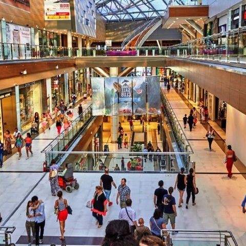 Γεωργιάδης σε ΣΚΑΪ: Θέμα αλλαγής ωραρίου των καταστημάτων δεν υπήρξε για το υπουργείο, και δεν θα υπάρξει