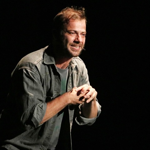 Ο Ορέστης Τζιόβας 