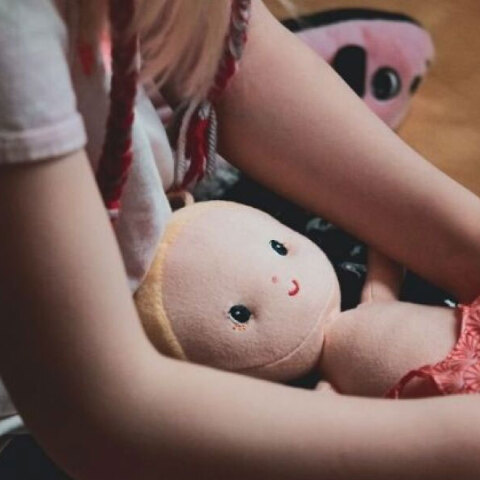 Κατ' οίκον, με βάση τον νέο Ποινικό Κώδικα, θα εκτίσει την ποινή του ο 74χρονος παιδεραστής στη Θεσσαλονίκη