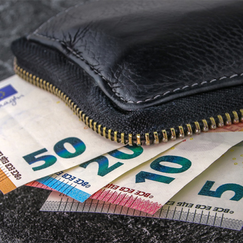 Σήμερα η καταβολή του «μπόνους» 300 ευρώ σε επιπλέον 12.462 μακροχρόνια ανέργους