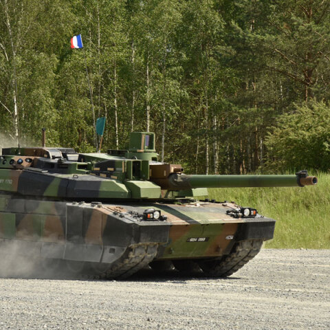 Γαλλικό τανκ Leclerc μεταφέρεται στη Ρουμανία