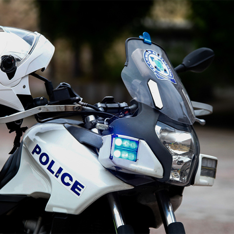 Συμμορία διαρρηκτών «ρήμαζε» τα νότια προάστια - Παραβίαζαν τις μπαλκονόπορτες με κατσαβίδι 