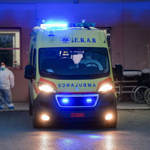 Θεσσαλονίκη: Προσπάθησε να μπει στο σπίτι του από διπλανό διαμέρισμα γιατί ξέχασε τα κλειδιά του και έπεσε στο κενό!