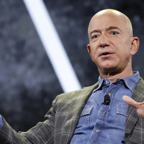 Ο Τζεφ Μπέζος