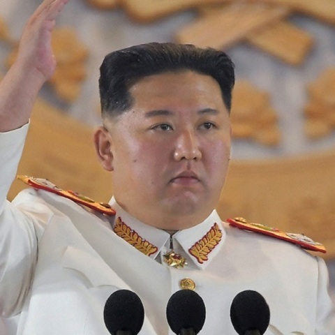 Ο ηγέτης της Βόρειας Κορέας Κιμ Γιονγκ Ουν θέλει «εκθετική» μεγέθυνση του πυρηνικού οπλοστασίου της χώρας του	