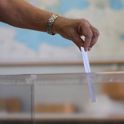 Δημοσκόπηση GPO: Σταθερή η ΝΔ - Πτώση για τον ΣΥΡΙΖΑ - Κεντροδεξιός θεωρείται ο Κασσελάκης για το 17%, μόλις 6,1%απαντά πως είνα Αριστερός