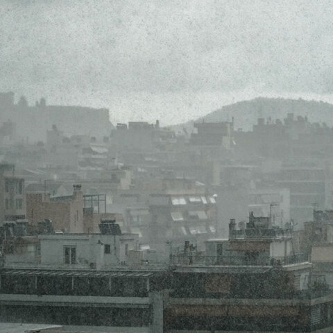 Βροχές στην Αθήνα έφερε η κακοκαιρία Ariel