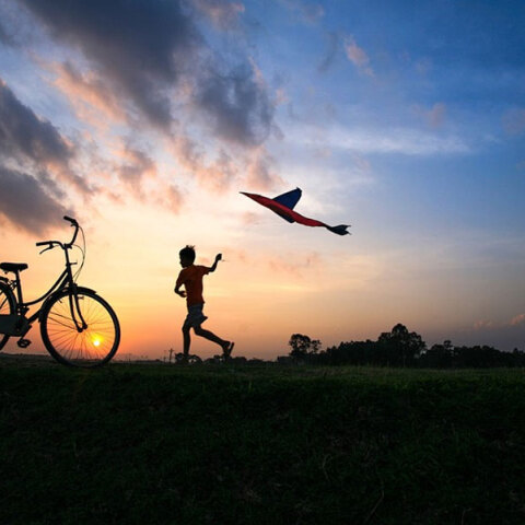 Η Καθαρά Δευτέρα είναι συνυφασμένη με το πέταγμα του χαρταετού