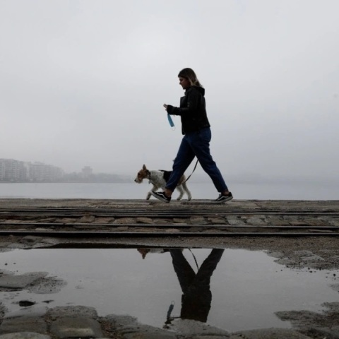 Βροχερός ο καιρός την Παρασκευή -  Στους 23 βαθμούς οι θερμοκρασία