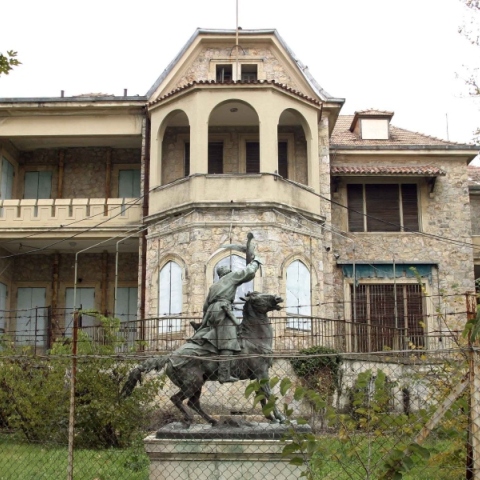 Σε μουσείο μετατρέπεται το Τατόι έως το 2025