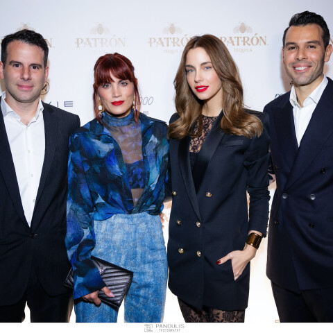 Η Μαίρη Συνατσάκη και η Δούκισσα Νομικού με τους ιδιοκτήτες της Envie Shoes, Κωνσταντίνο και Γιώργο Λαμπρινίδη