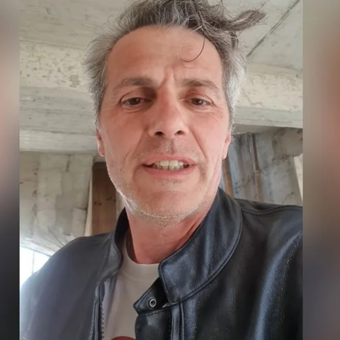 Μάριος Αθανασίου: Δούλεψα σε οικοδομή τον χειμώνα - Οι βρώμικες δουλειές έχουν καθαρούς ανθρώπους