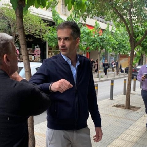 Κώστας Μπακογιάννης στην αγορά των Αμπελοκήπων