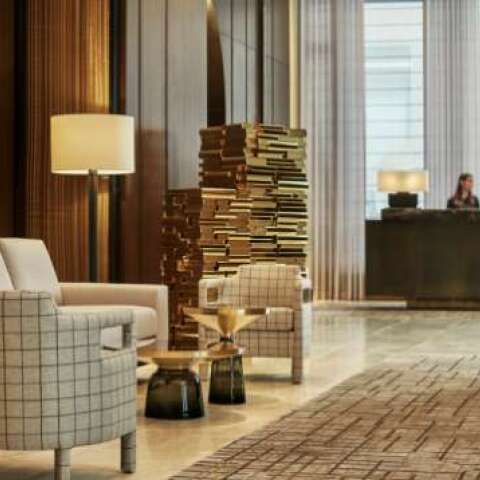 Το ξενοδοχείο Four Seasons στη Νέα Υόρκη φιλοξένησε δωρεάν γιατρούς και νοσηλευτές που αντιμετώπισαν τον κορωνοϊό