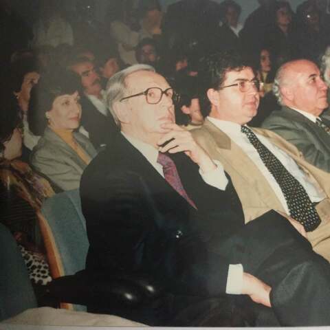 Σε ηλικία 96 ετών πέθανε ο πρώην υπουργός Υγείας του ΠΑΣΟΚ Γιάννης Φλώρος