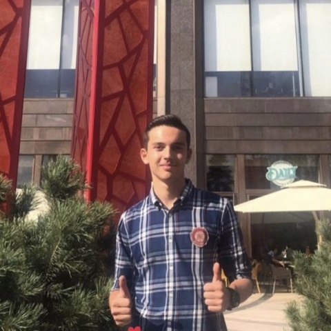 Μαθητής από τη Θεσσαλονίκη έχει εισαχθεί με πλήρη υποτροφία σε κορυφαίο κολλέγιο αστροφυσικής των ΗΠΑ