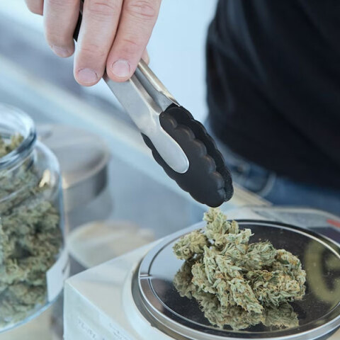 Υπόθεση με διακίνηση ναρκωτικών σε σχολείο στη Λάρισα ερευνά η αστυνομία