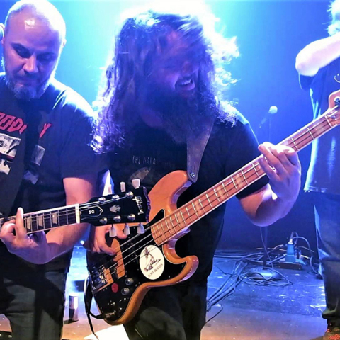 Lost Bodies στο Ίλιον Plus