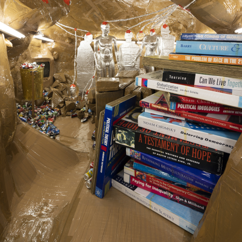 «Dream on», επιμέλεια: Δημήτρης Παλαιοκρασσάς (Βουλή των Ελλήνων + ΝΕΟΝ / Πρώην Δημόσιο Καπνεργοστάσιο)