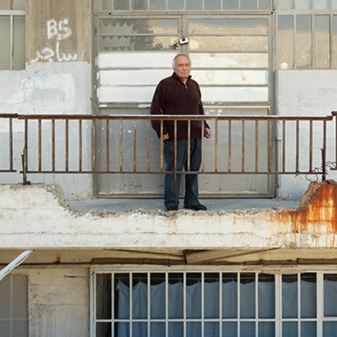 Νίκος Ζαφειρόπουλος «Κοίταξε πίσω / Look back» στο Πάντειο Πανεπιστήμιο