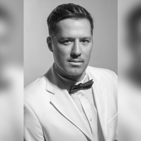 Αδάμ Τσαρούχης