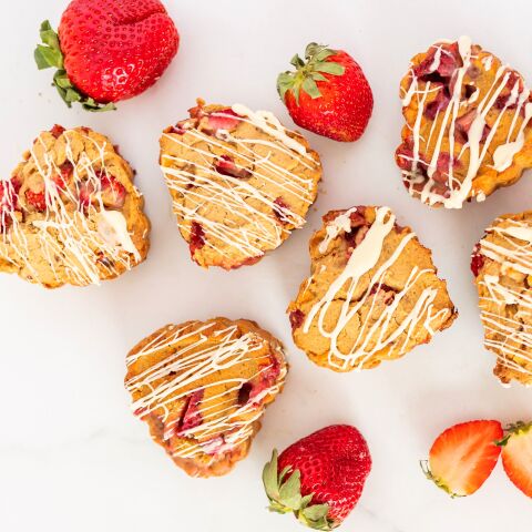 Μπισκότα με βρώμη και φράουλες