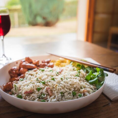 Τηγανιτό ρύζι με κοτόπουλο σε 20’